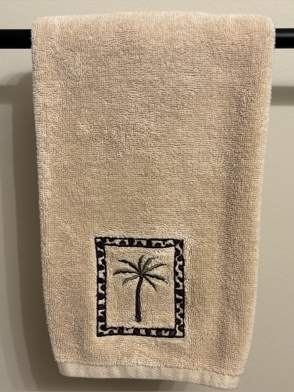 Avanti Linens Banana Palm Embroidered Hand Towel Tropical Coastal Neutral Safari